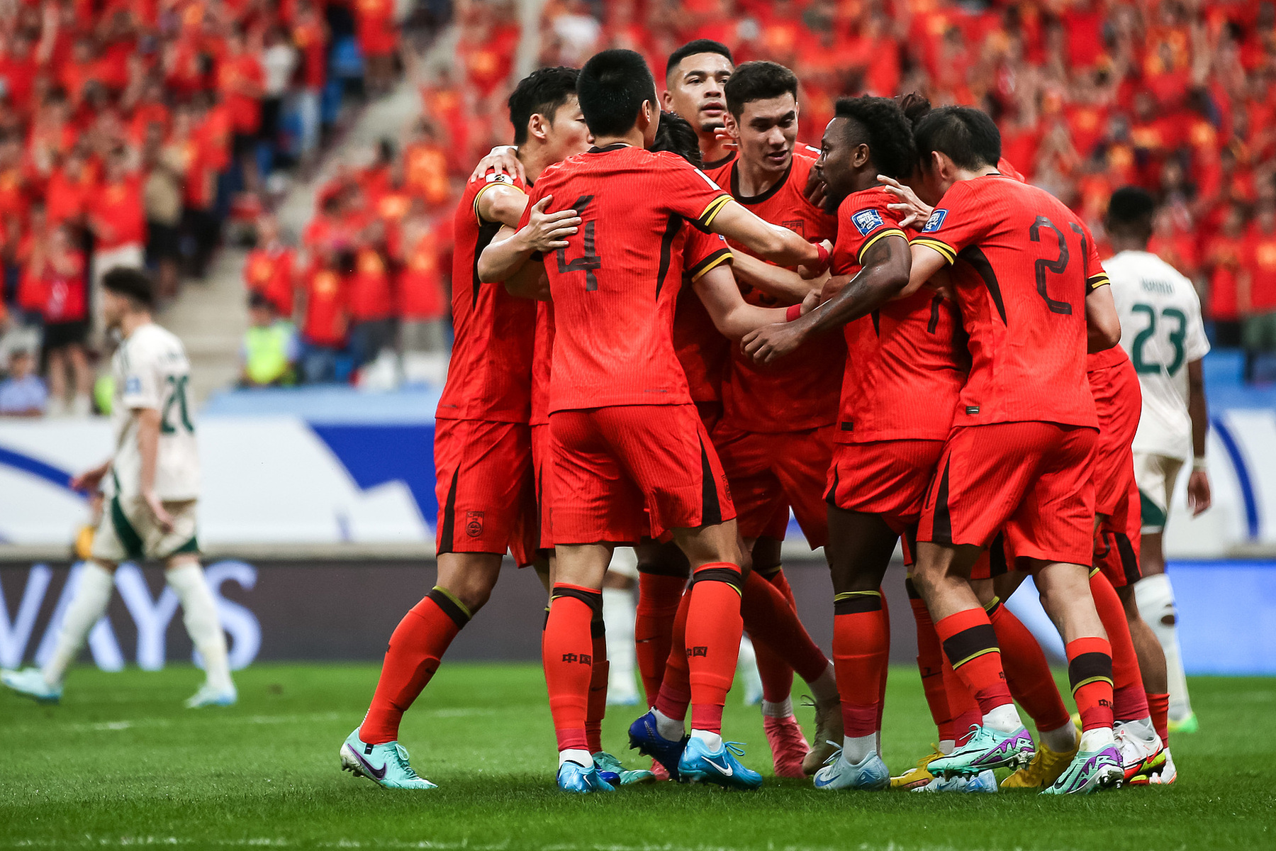 体育快讯（北美联赛-上半场滚球足球大小球技巧）泰国VS密克罗尼西亚比分最精彩时刻-趋势研判