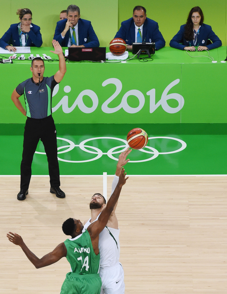 今日要闻（欧洲杯}立陶宛较量尼日利亚比分亚军争夺-家点评