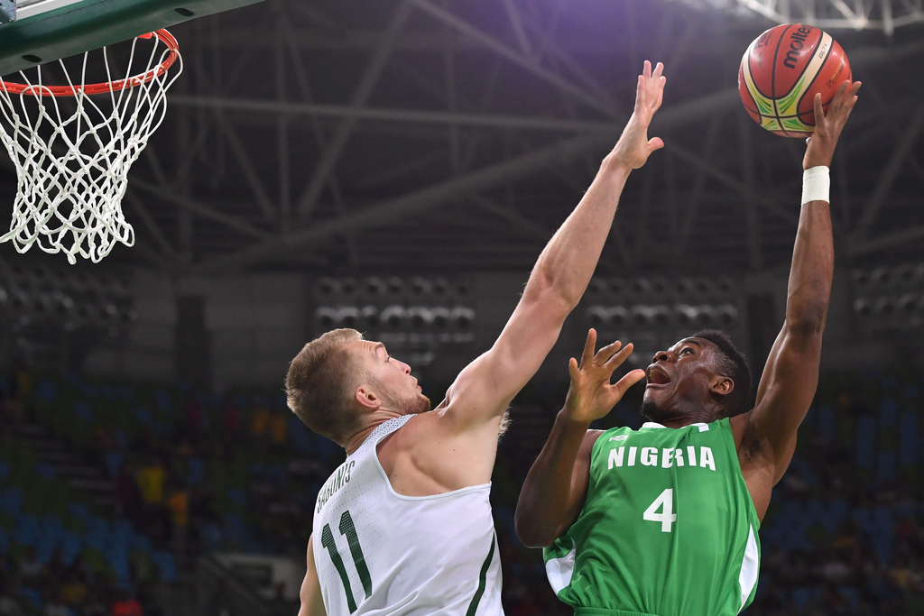 今日要闻（欧洲杯}立陶宛较量尼日利亚比分亚军争夺-家点评