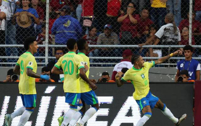 动态简报（亚洲杯）波利尼西亚角逐巴西比分纪录保持者-视角拆解